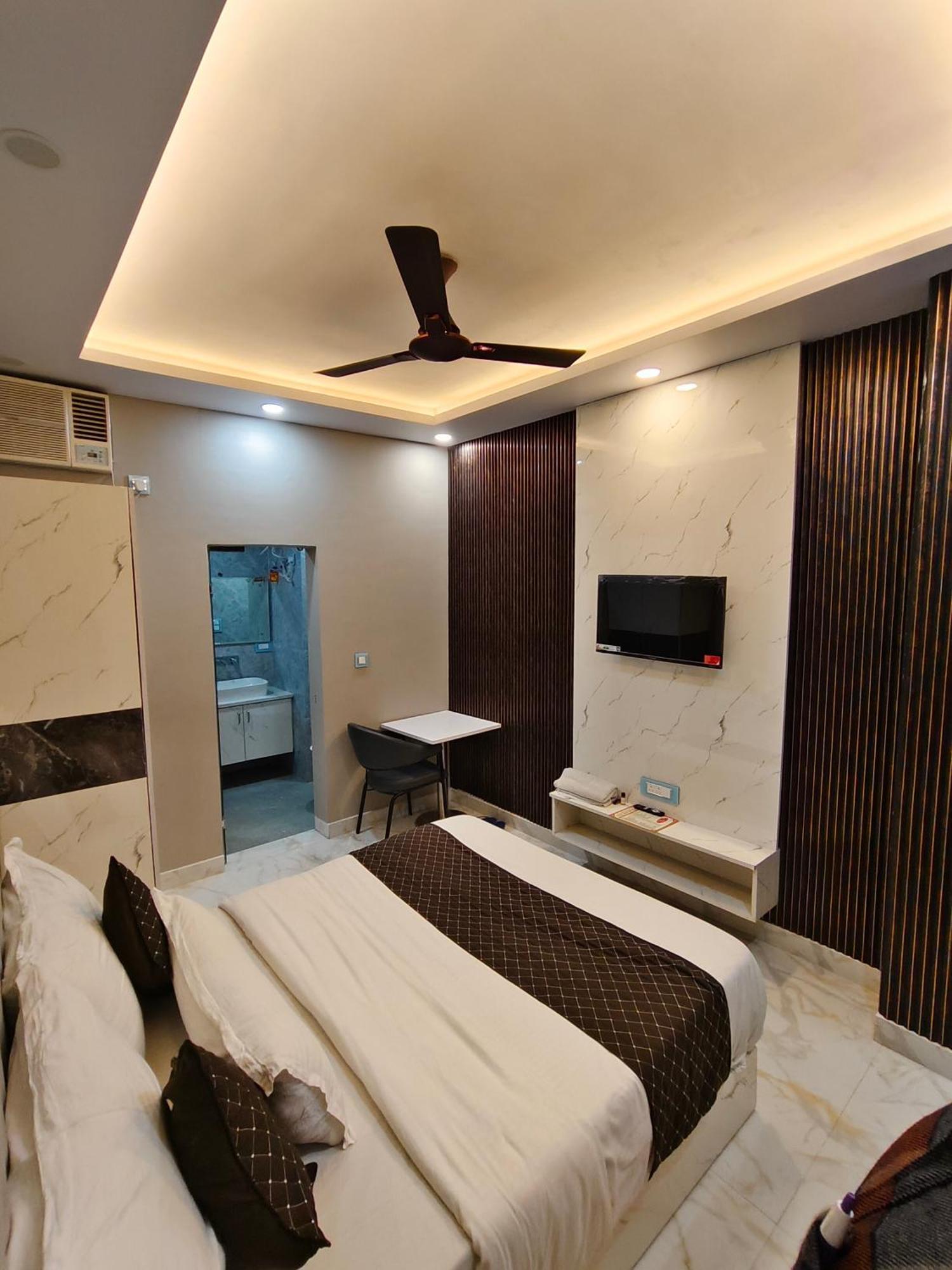 Hotel New Imperial Ghaziabad Exterior foto